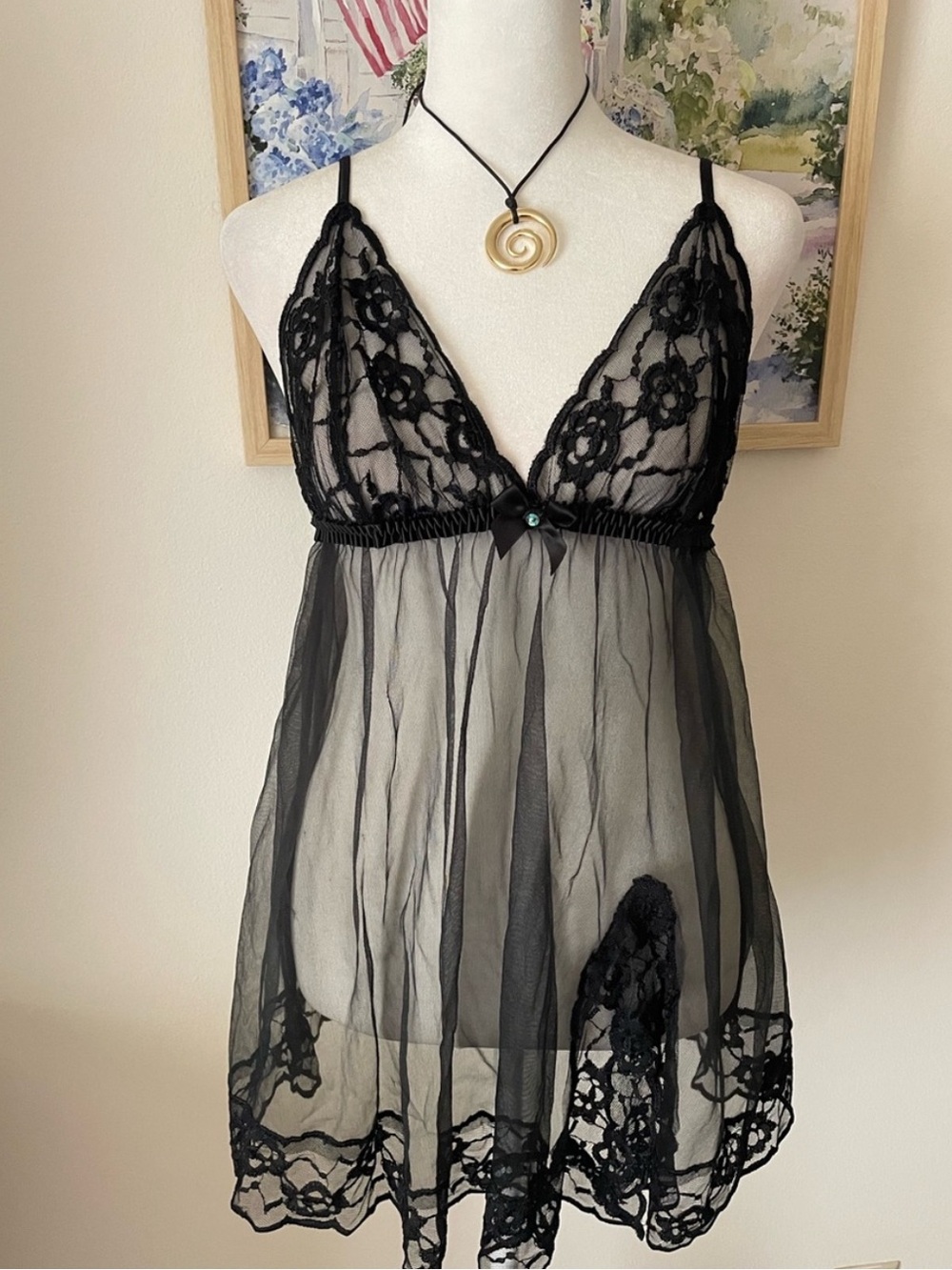 Frederick’s Of Hollywood Sheer Lace Mesh Bow Babydoll Lingerie Nightie Set New